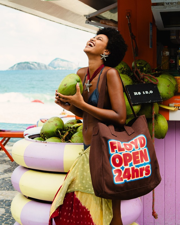 Floyd campaign, coconut vendor
